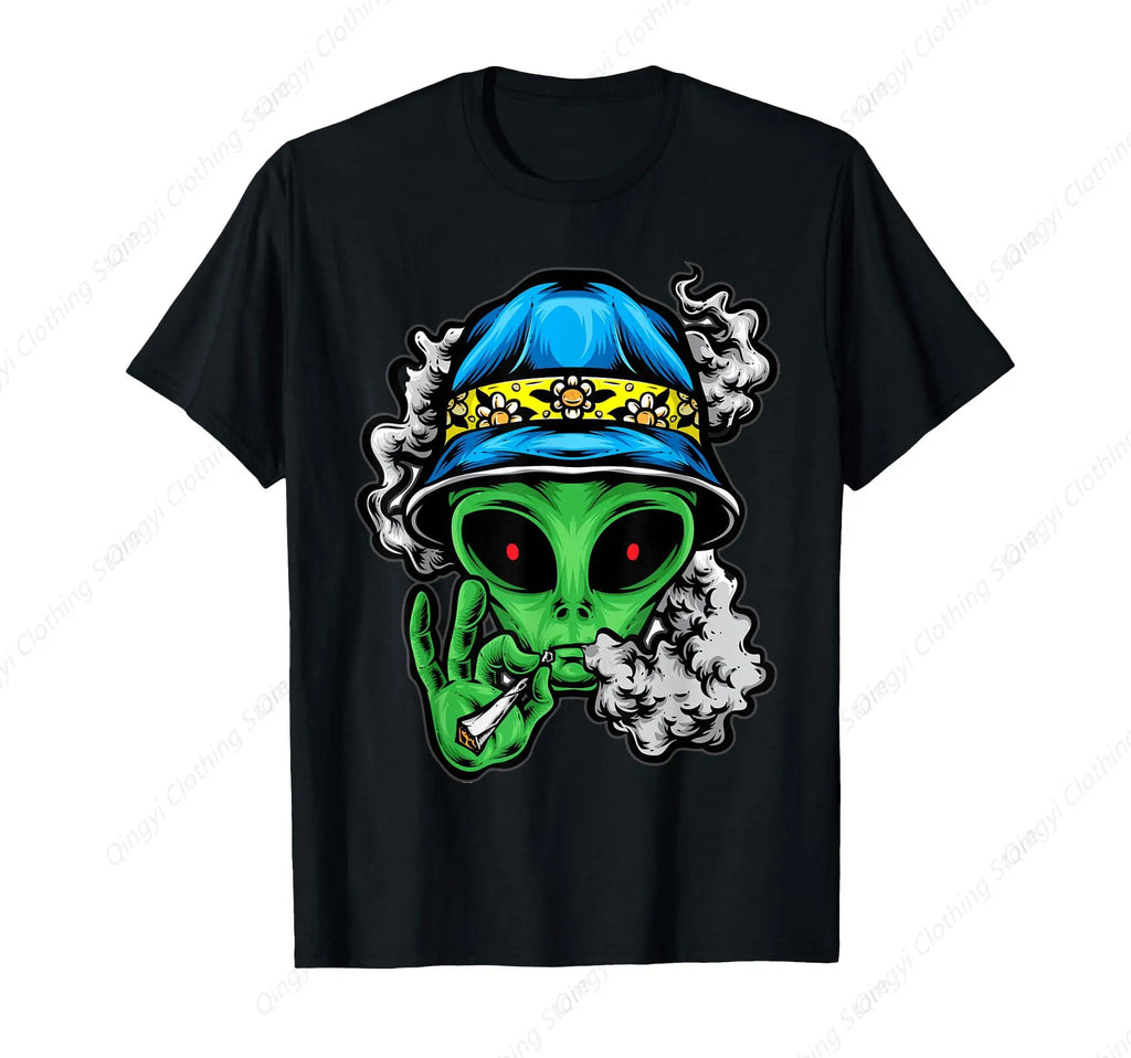 Alien Smoking Weed Funny Marijuana Alien UFO Cannabis 420 T-Shirt